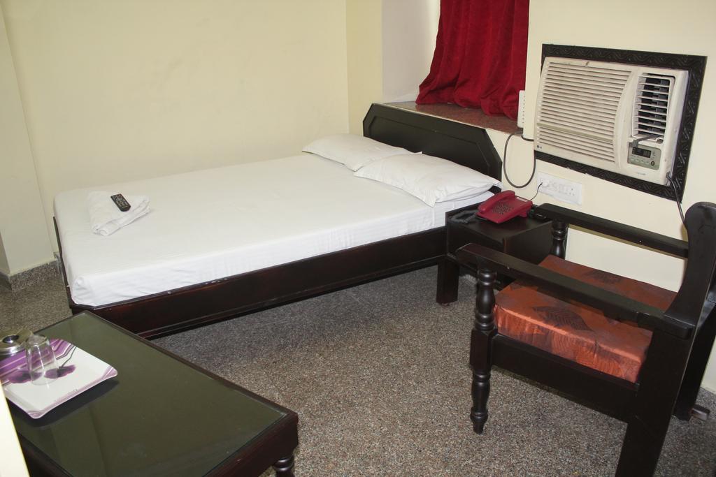 Hotel Vijayabhanu Visakhapatnam Bilik gambar